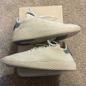 Pharrell williams tennis HU J